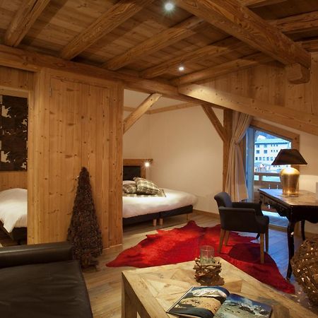 Hotel Les Melezes Лес дьо Алпс Екстериор снимка