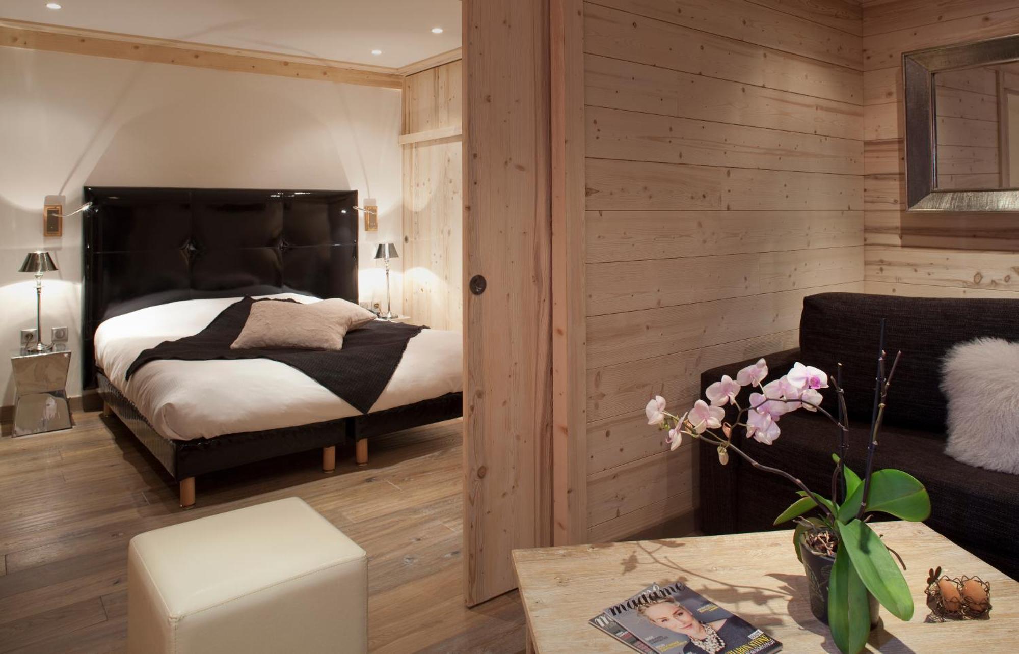 Hotel Les Melezes Лес дьо Алпс Екстериор снимка